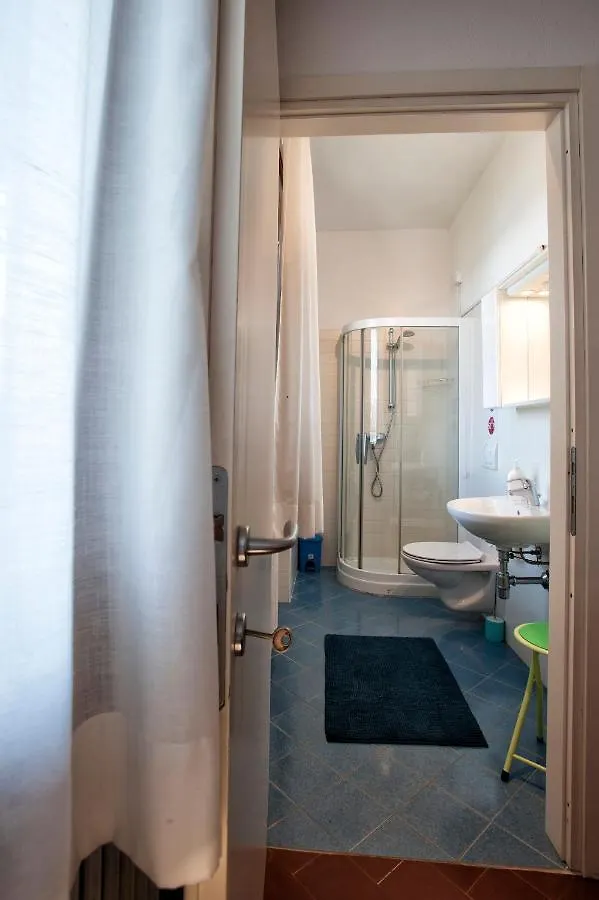 Casa Vacanze Tana Della Volpe Ispra Apartment